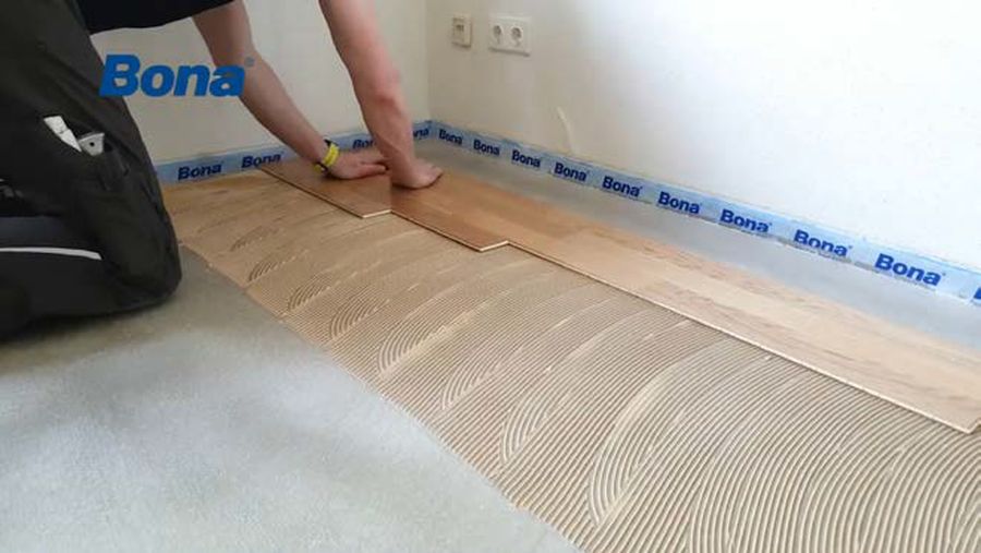 Video: Pokládka a lepení dřevěných podlah, díl 3: Instalace dřevěné podlahy  